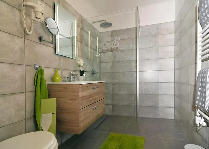 Apartment Silver *