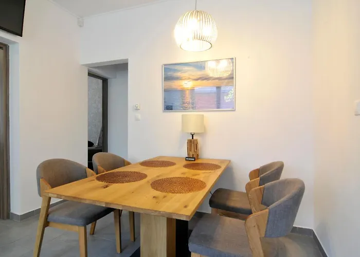Silver Apartment