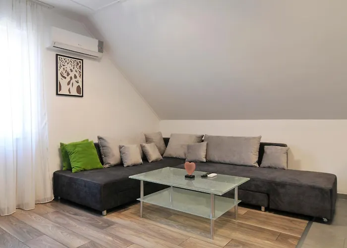 Silver Apartment